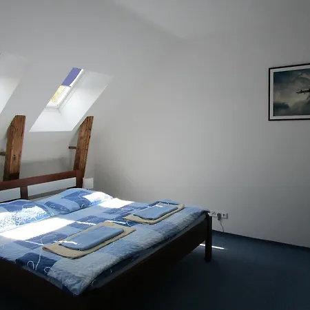 Alma Guest house *